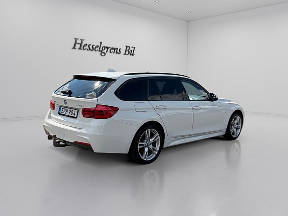 BMW 318d 6 of 17