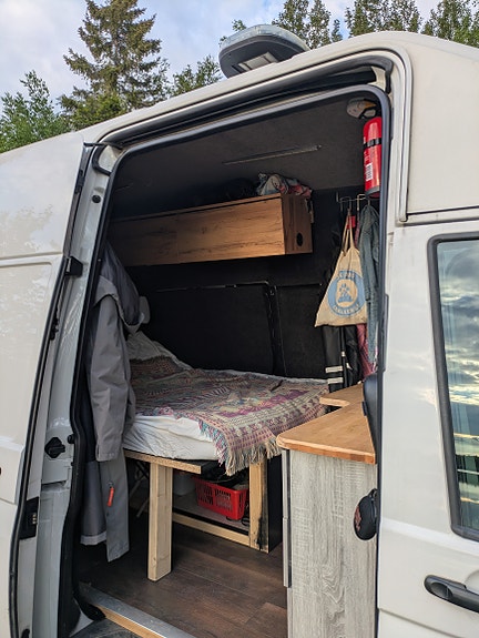 Volkswagen Transporter 3 of 4