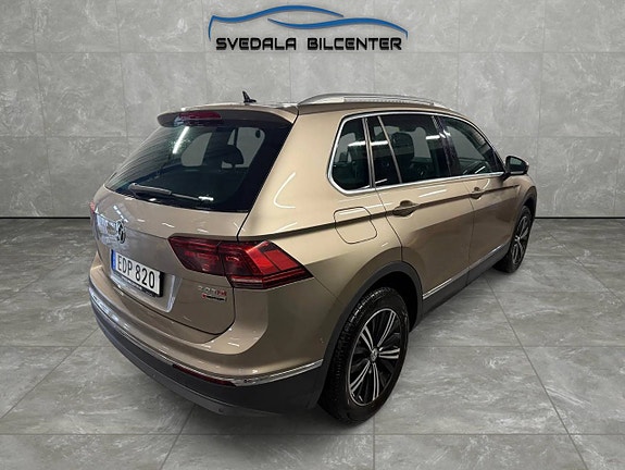 Volkswagen Tiguan 6 of 19