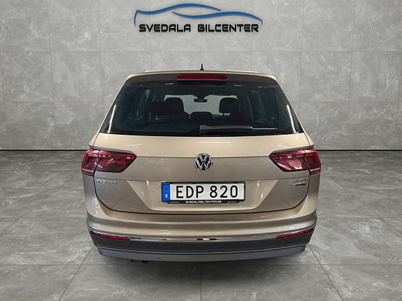Volkswagen Tiguan 5 of 19