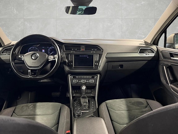 Volkswagen Tiguan 7 of 19