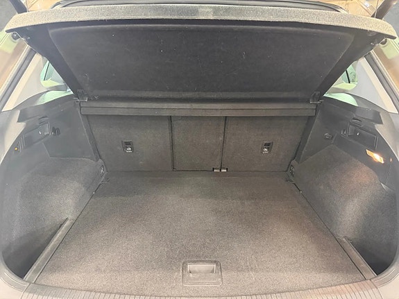 Volkswagen Tiguan 15 of 19