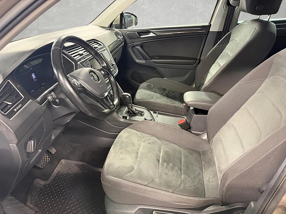 Volkswagen Tiguan 16 of 19