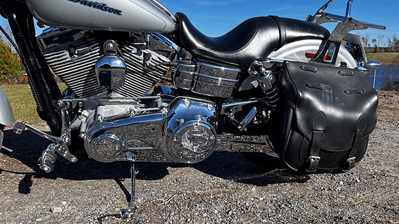 Harley-Davidson Super Glide Custom 4 of 6