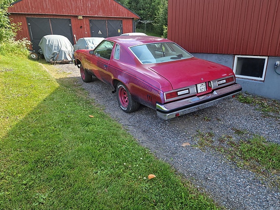 Chevrolet Chevelle 2 of 4