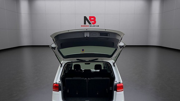 Volkswagen Touran 15 of 20