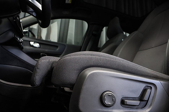 Volvo C40 18 of 30