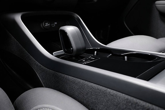 Volvo C40 17 of 30