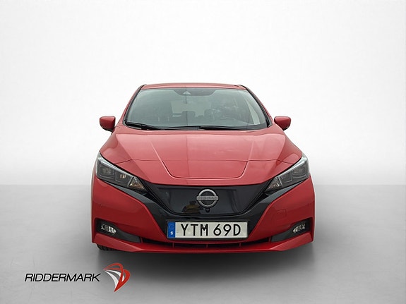 Nissan Leaf 3 of 5
