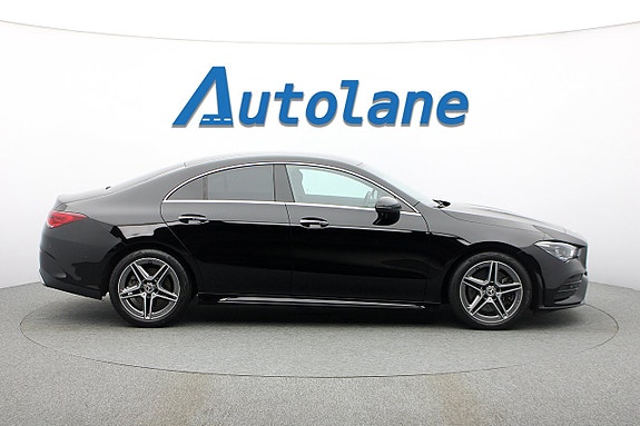 Mercedes-Benz CLA250 3 of 5