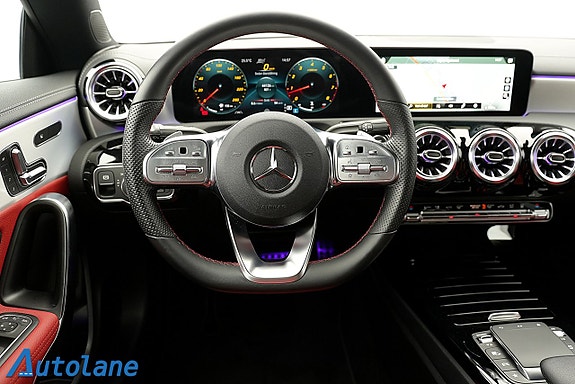 Mercedes-Benz CLA250 15 of 30