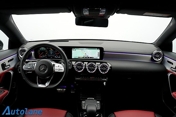 Mercedes-Benz CLA250 16 of 30