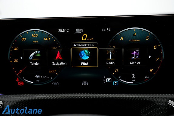 Mercedes-Benz CLA250 19 of 30