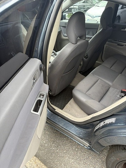Volvo S40 5 of 7