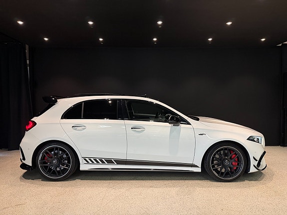 Mercedes-Benz AMG GT Coupe 6 of 21