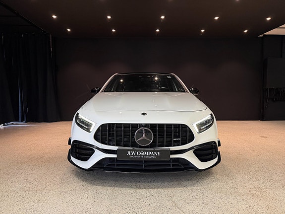 Mercedes-Benz AMG GT Coupe 2 of 5
