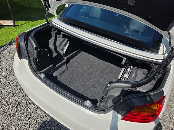 BMW 428i 3 of 5