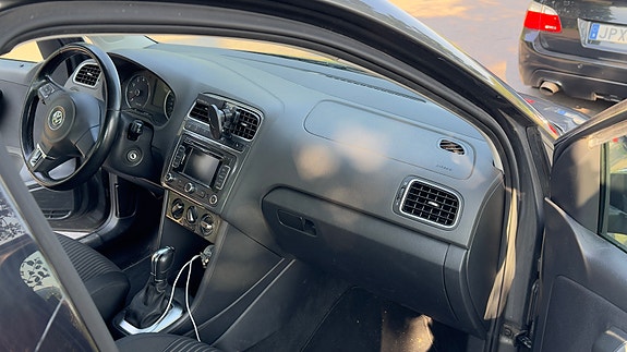 Volkswagen Polo 11 of 14