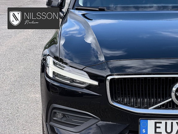 Volvo V60 4 of 5