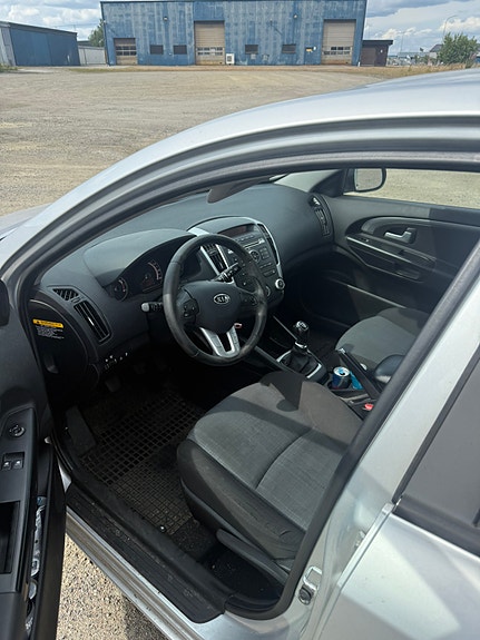 Kia Ceed 5 of 6