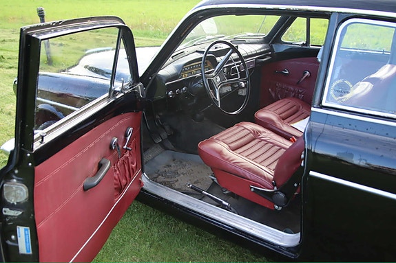 Volvo Amazon 2 of 5