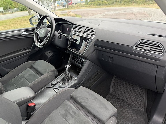 Volkswagen Tiguan 10 of 18