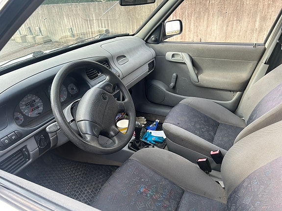 Volkswagen Caddy 4 of 5