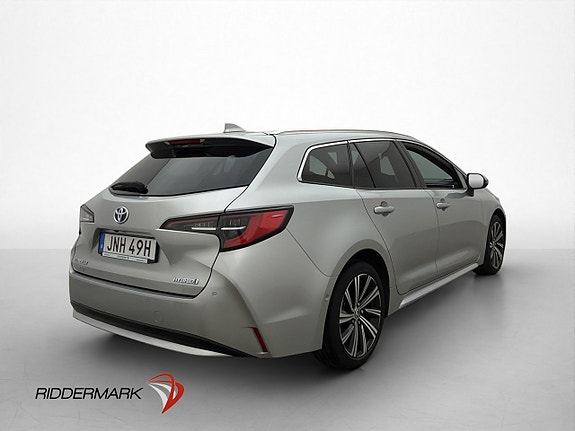 Toyota Corolla 8 of 30