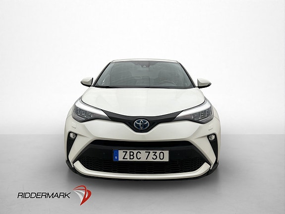 Toyota C-HR 2 of 5