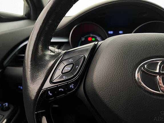 Toyota C-HR 17 of 30