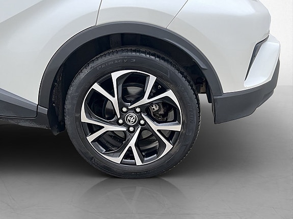 Toyota C-HR 29 of 30