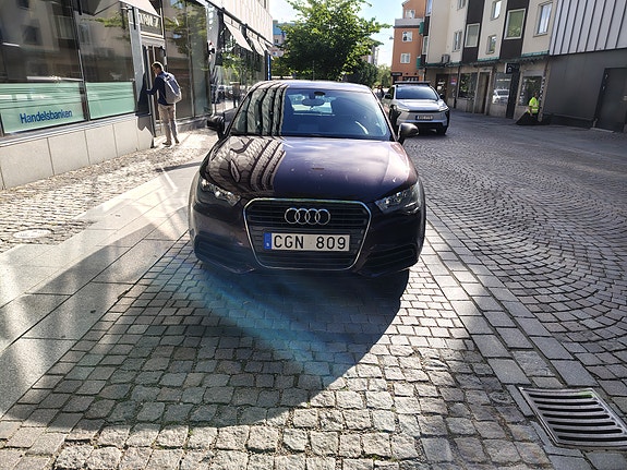 Audi A1 2 of 5