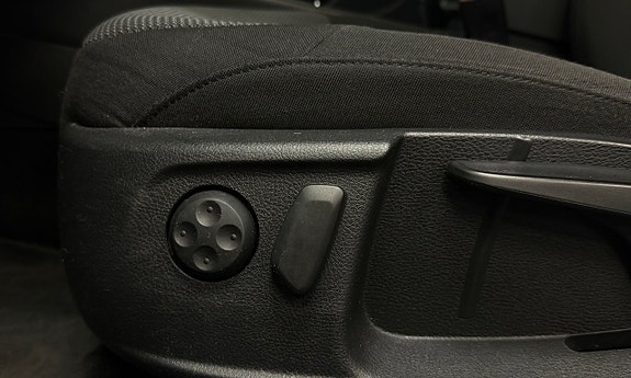 Volkswagen Passat 18 of 20