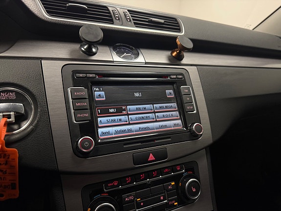 Volkswagen Passat 15 of 20