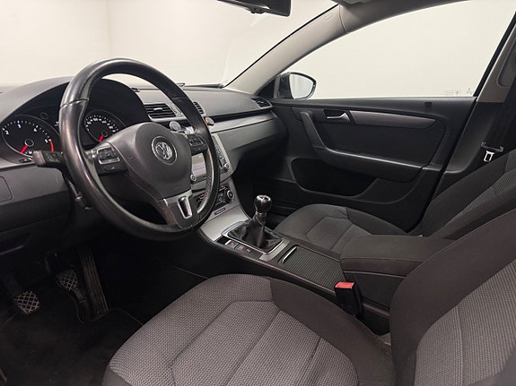 Volkswagen Passat 6 of 20