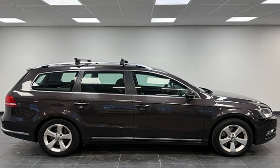 Volkswagen Passat 3 of 5