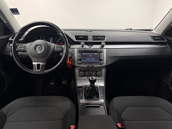 Volkswagen Passat 8 of 20