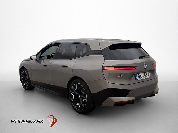 BMW iX 6 of 30