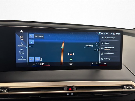 BMW iX 29 of 30