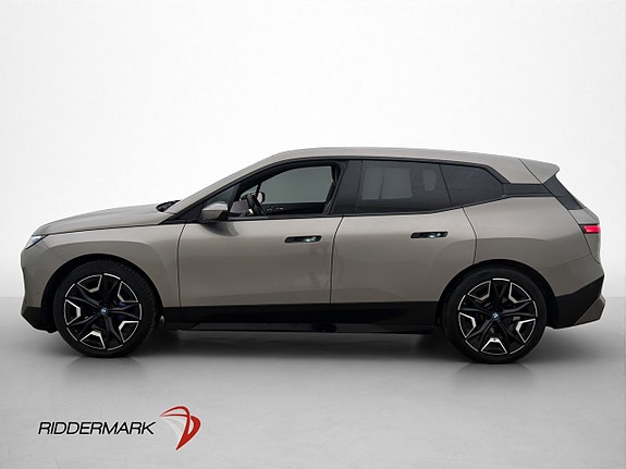 BMW iX 5 of 5