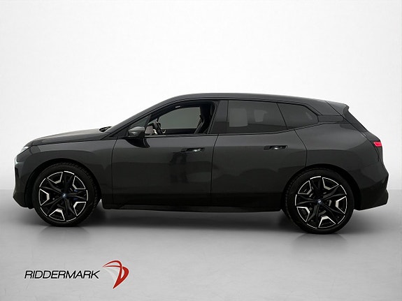 BMW iX 5 of 30