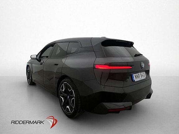 BMW iX 6 of 30