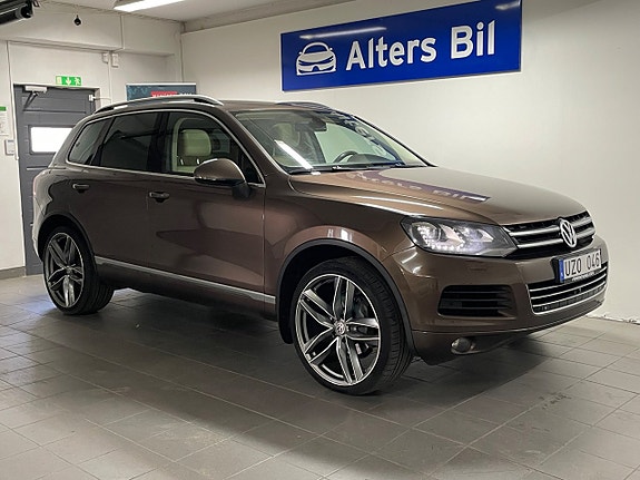 Volkswagen Touareg 9 of 16