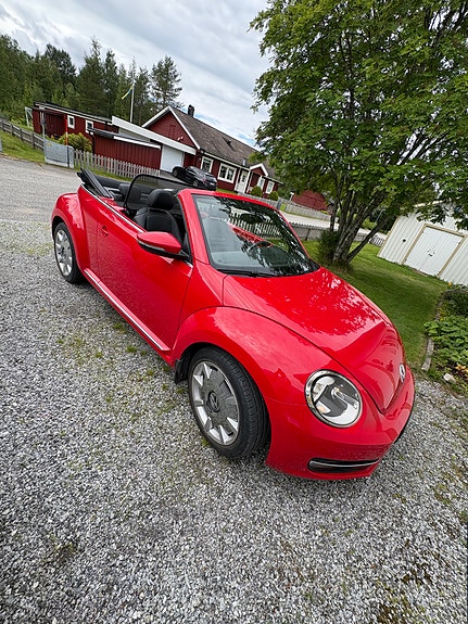 Volkswagen Beetle 3 of 5
