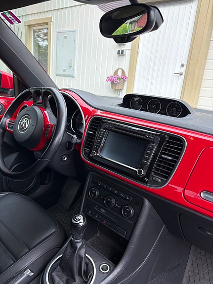 Volkswagen Beetle 5 of 5
