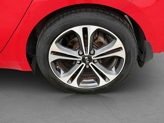 Kia Ceed 27 of 29