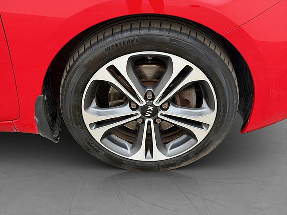Kia Ceed 29 of 29