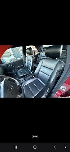 Mercedes-Benz C200 15 of 16