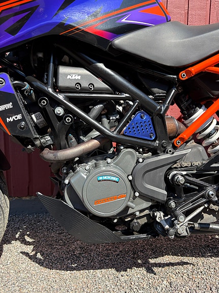 KTM 125 Duke 8 of 12