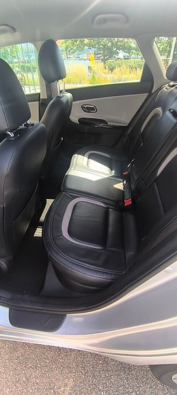 Kia Ceed 5 of 8